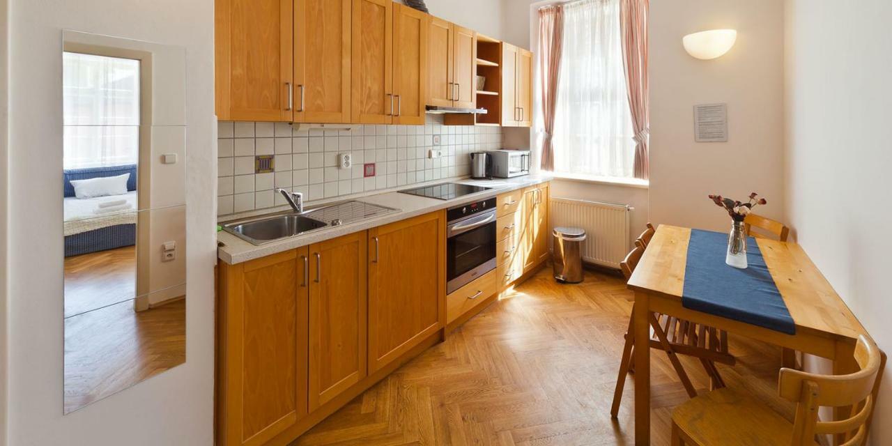 Charles Bridge Apartment